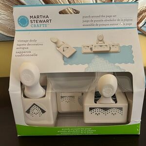 Martha Stewart Punch The Page Set Round Around Vintage Doily Craft